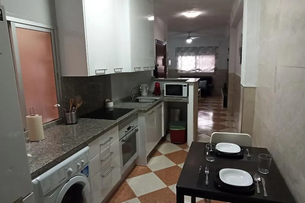 Acogedor Apartamento ¡A 10 Minutos Del Centro De Malaga! Apartment 0*, Malaga Spain